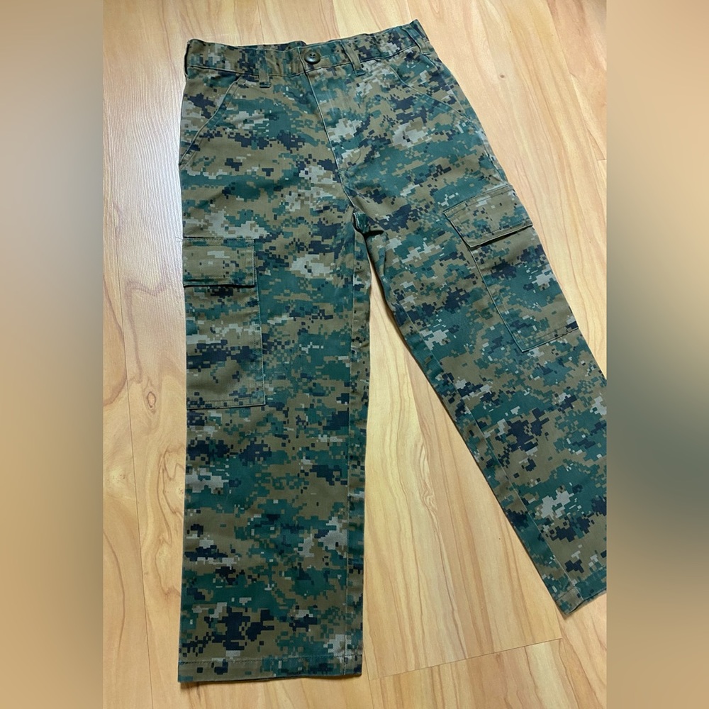 Boys Cargo Trooper Green Camo Pants 6 - Picture 3 of 7
